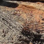 உடைக்கப்பட்ட பஸ் தரிப்பு நிலையம்-5வர் கைது