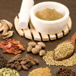 அன்றாட வாழ்வில் நமக்கு ஏற்படுகிற சில முக்கியமான நோய்களைவிரட்ட உங்களுக்காக 10 எளிய இயற்கை மருத்துவ குறிப்புகள்