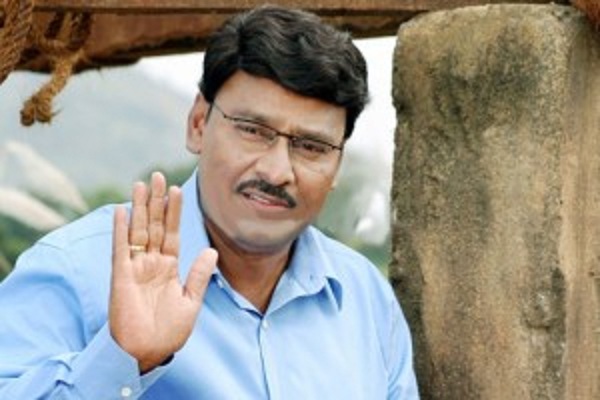 பாக்யராஜுடன் இணையும் பிரபல நடிகை