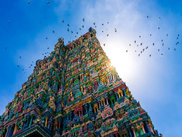 இதை கோவிலில் நீங்கள் பெற்றால் உங்கள் எப்பேர்ப்பட்ட தலையெழுத்தும் தழைகீழாக மாறிவிடும் தெரியுமா? இதை கோவிலில் நீங்கள் பெற்றால் உங்கள் எப்பேர்ப்பட்ட தலையெழுத்தும் தழைகீழாக மாறிவிடும் தெரியுமா?