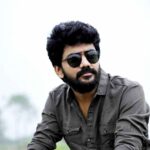 கையில் குழந்தையுடன் பிக்பாஸ் கவின்..வெளியான பர்ஸ்ட் லுக்