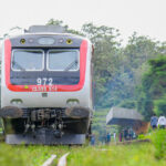 தடம் புரண்ட பொடி மெனிகே புகையிரதம்