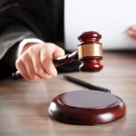 இலங்கையில் இருந்து தப்பிச் செல்வதை தடுக்க நீதிமன்றம் விடுத்துள்ள உத்தரவு!