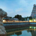 ஆகாய தலமாக விளங்கும் சிதம்பரம் நடராஜர் கோவிலில் கனகசபை மீது ஏறி பக்தர்கள் வழிபட அனுமதி
