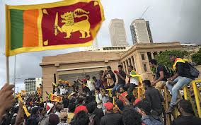 போராட்டத்தில் ஈடுபட்டுள்ள சிங்கள இளைஞர்களுக்கு மூத்த பத்திரிகையாளர் கூறியது