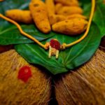 மஞ்சள் கயிறு அணிந்து இருப்பவர்கள் கவனிக்க வேண்டிய விடயம்..?